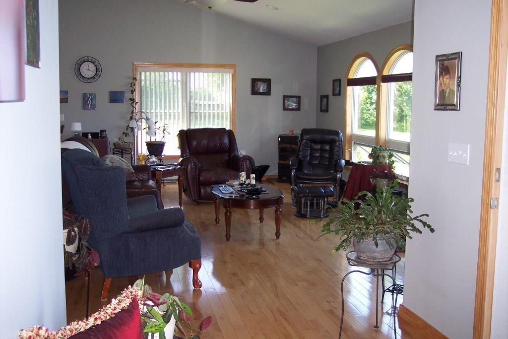 16 Marr's Point Road Wales, ME 04280 - Photo 16 of 32 Spacious living room