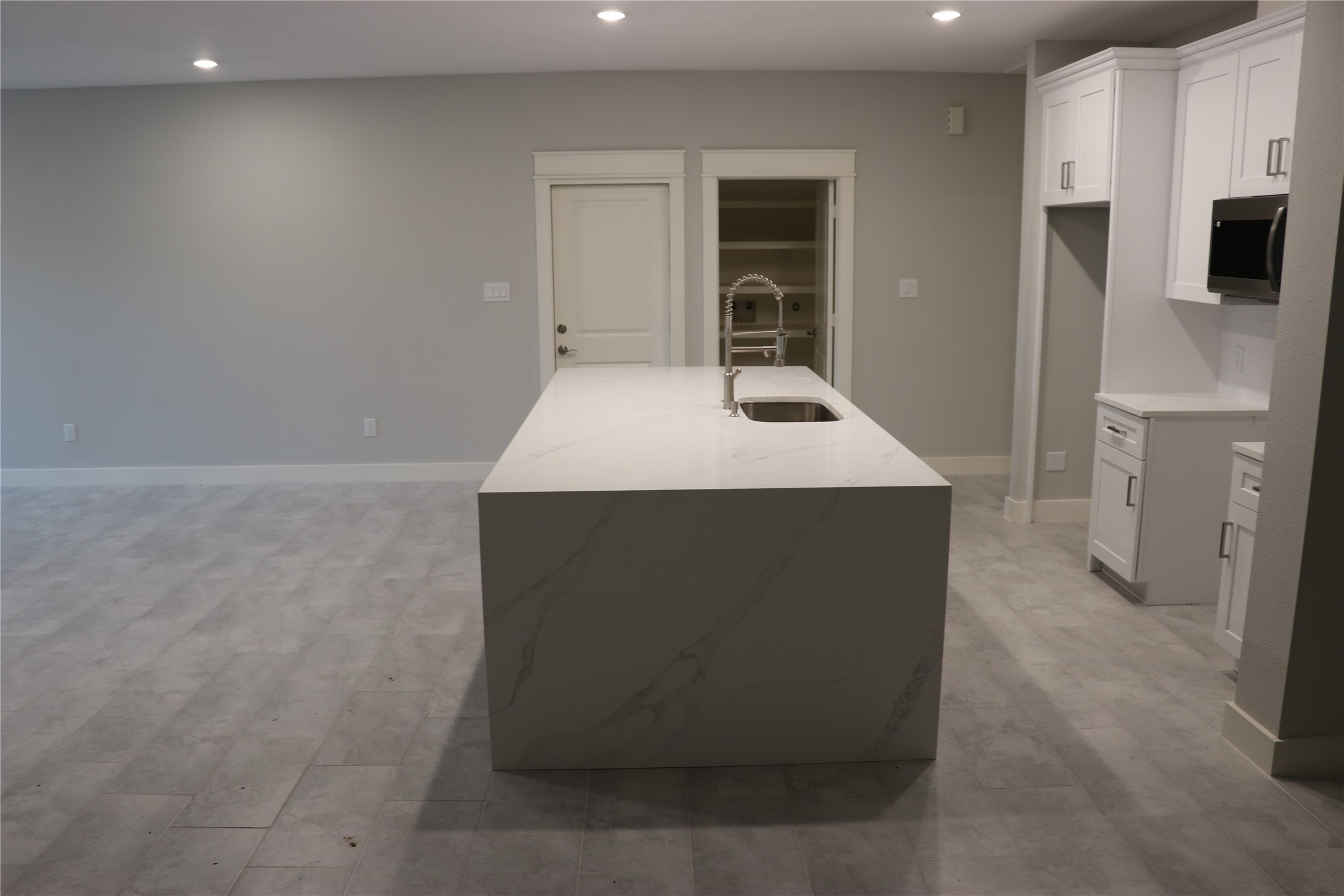 1307 Laskey Street Houston, TX 77034 - Photo 6 of 18