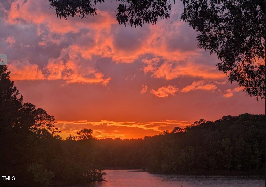 529 Flanagan Road Henderson, NC 27537 - Photo 32 of 38 a view of sunset