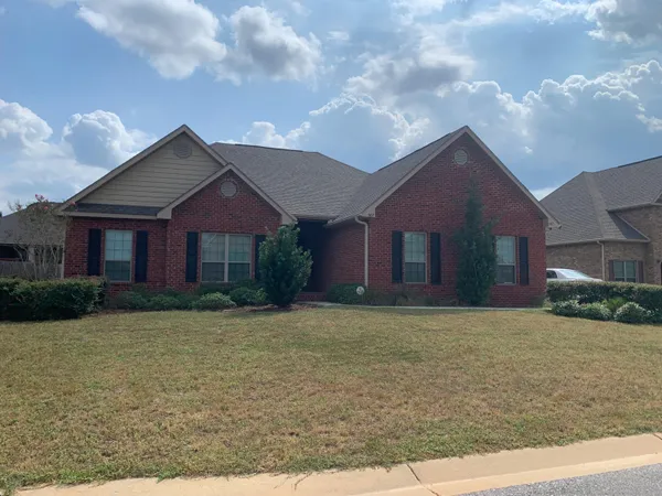 $2,175 | 307 Windmill Way, Crestview, FL 32536