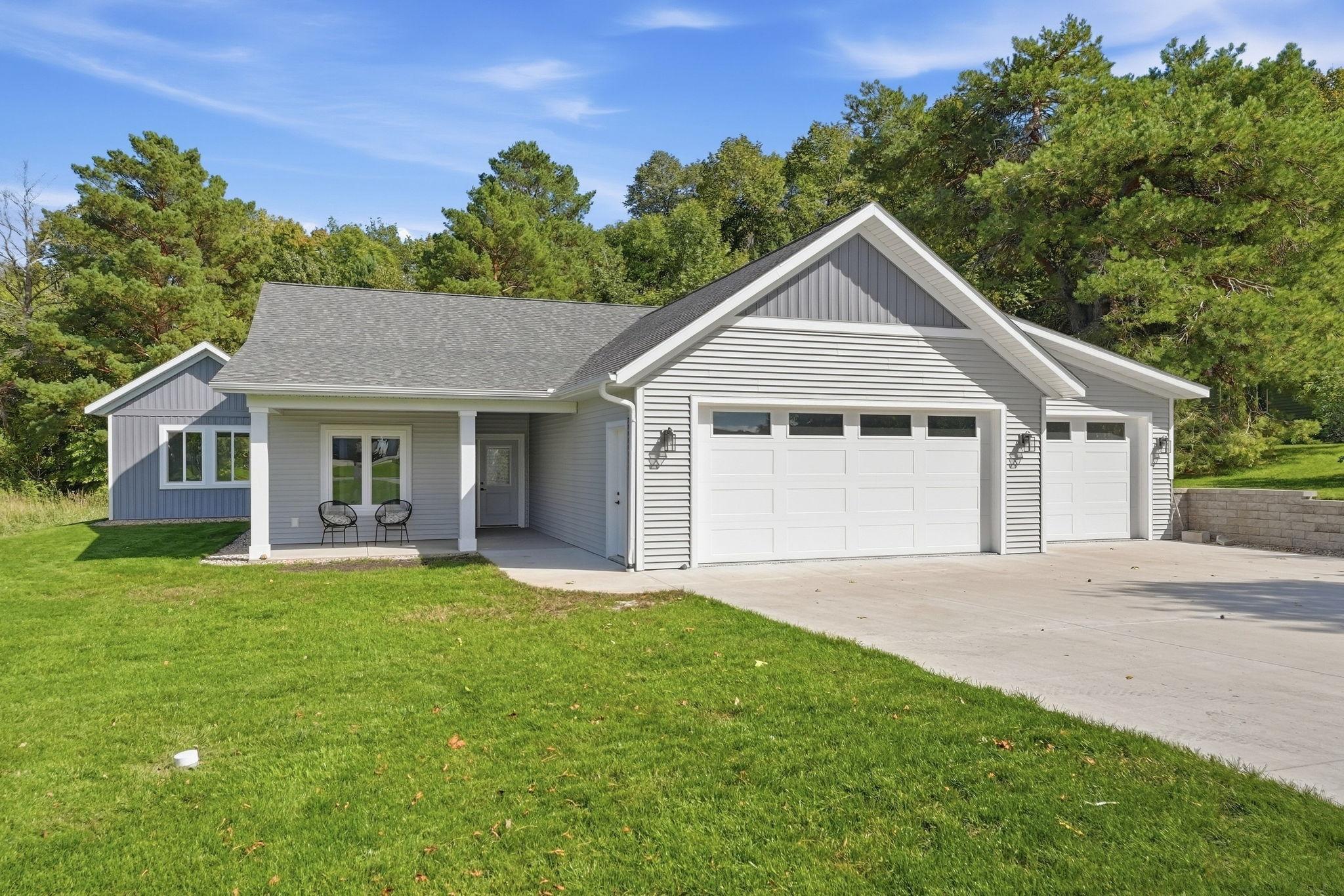 3319 Lakecrest Road Northeast Alexandria, MN 56308 - Photo 1 of 57 Gallery Image 1