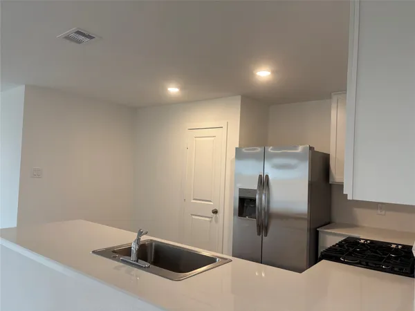 $2,100 | 16615 River Grass Trail, Hockley, TX 77447