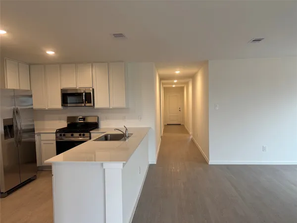 $2,100 | 16615 River Grass Trail, Hockley, TX 77447