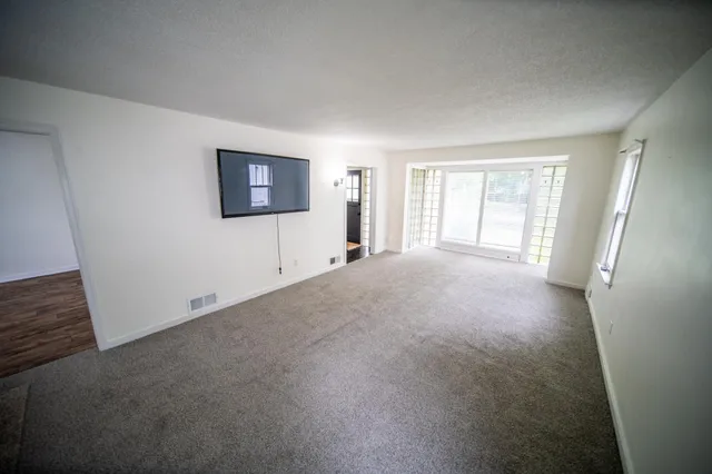 $214,999 | 109 2nd Street Southwest, Blooming Prairie, MN 55917