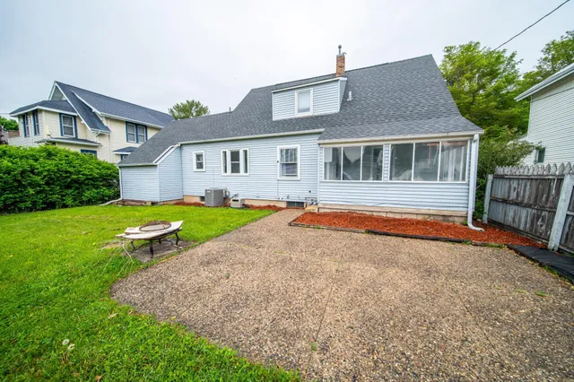 $214,999 | 109 2nd Street Southwest, Blooming Prairie, MN 55917