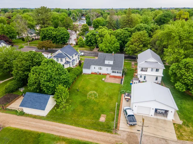 $214,999 | 109 2nd Street Southwest, Blooming Prairie, MN 55917