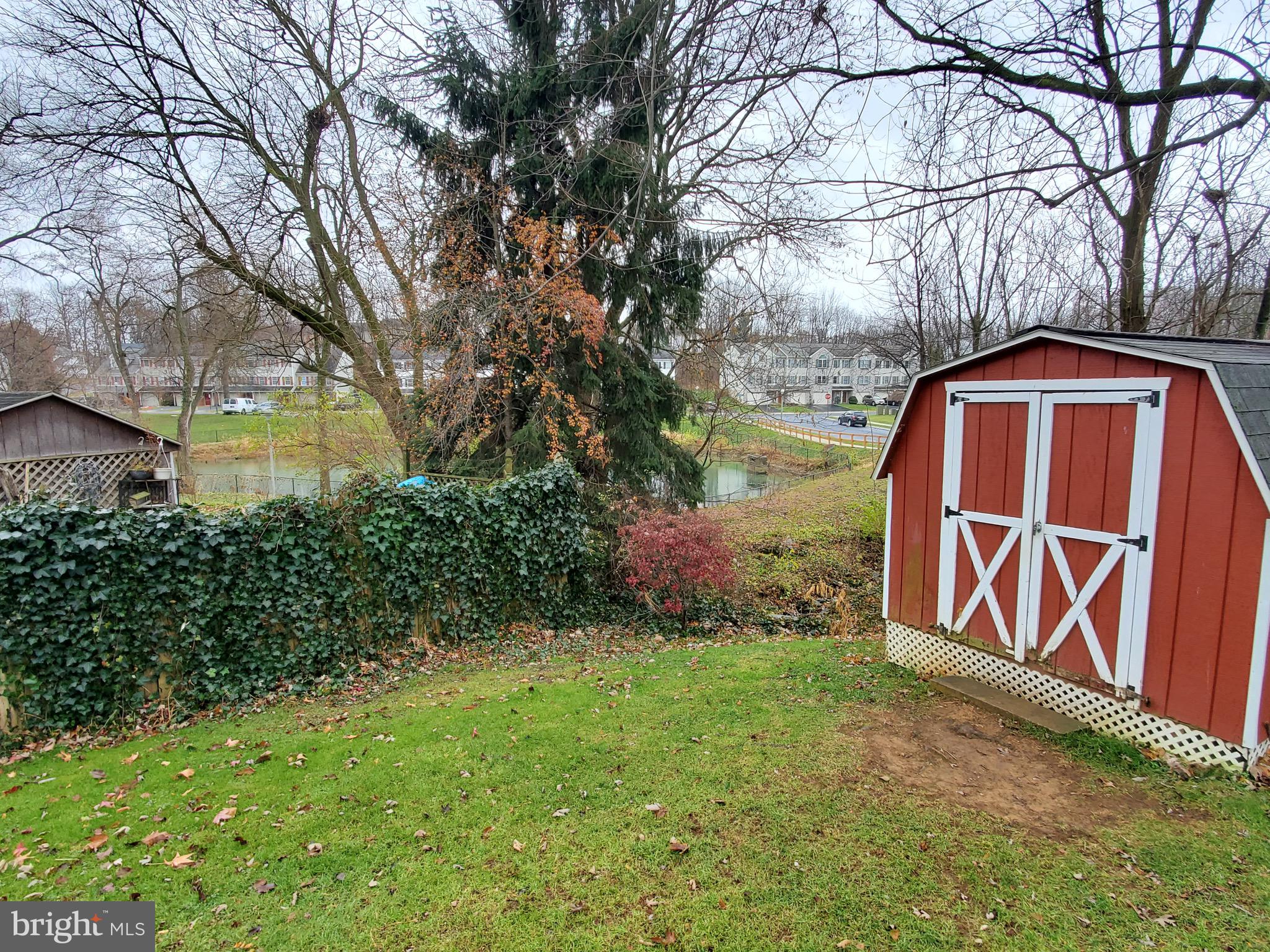 12 Windwood Place Lititz, PA 17543 - Photo 17 of 17 Backyard view towards pond