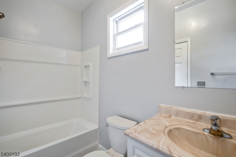 81 Summit Avenue Chatham, NJ 07928 - Photo 13 of 17