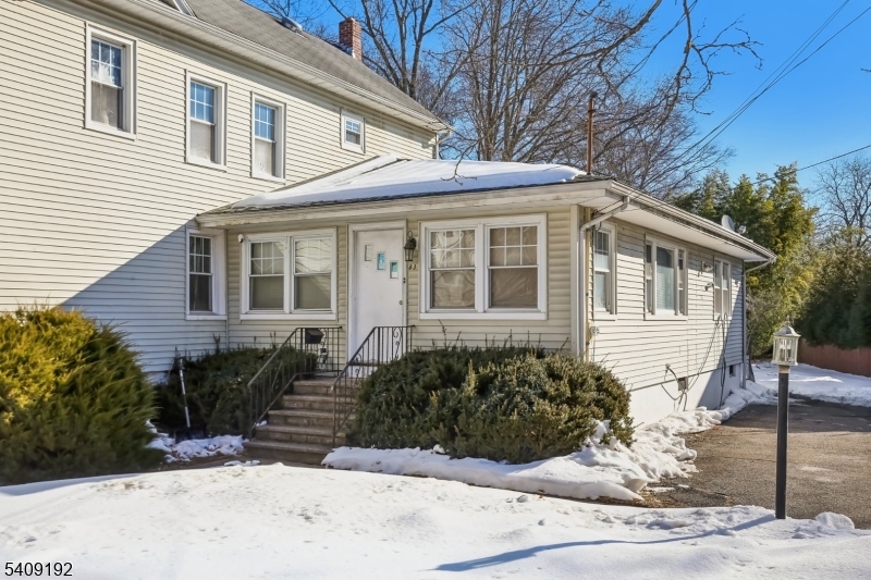 81 Summit Avenue Chatham, NJ 07928 - Photo 3 of 17