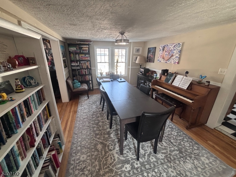 81 Summit Avenue Chatham, NJ 07928 - Photo 8 of 17