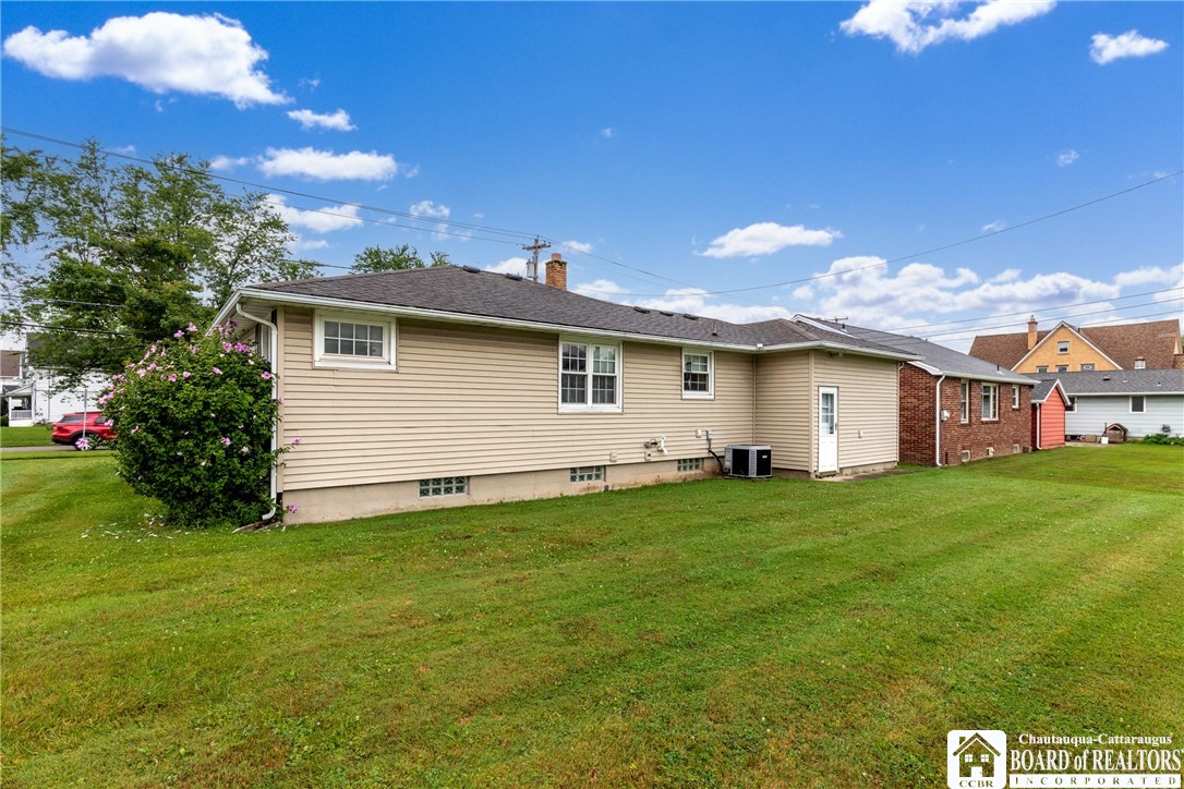 3 Warner Road Lancaster, NY 14043 - Photo 7 of 43