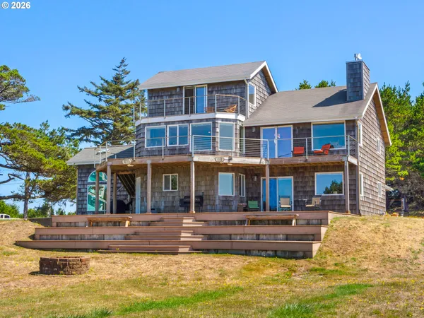 $1,060,000 | 89610 Sea Breeze Drive, Warrenton, OR 97146