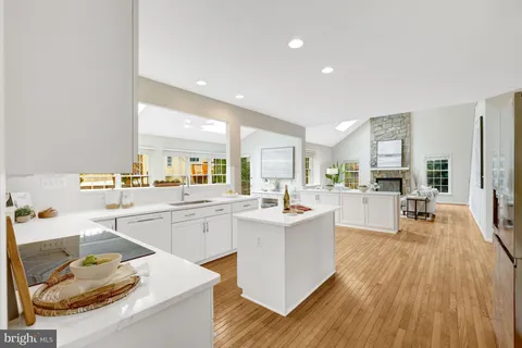 $1,400,000 | 1295 Gatesmeadow Way, Reston, VA 20194