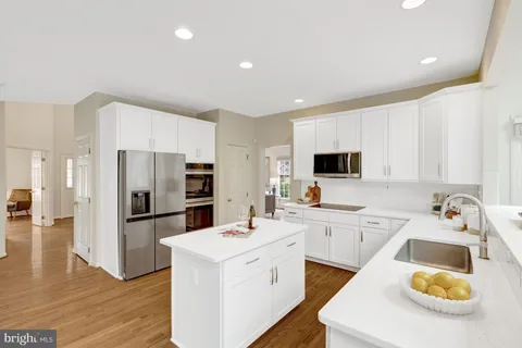 $1,400,000 | 1295 Gatesmeadow Way, Reston, VA 20194