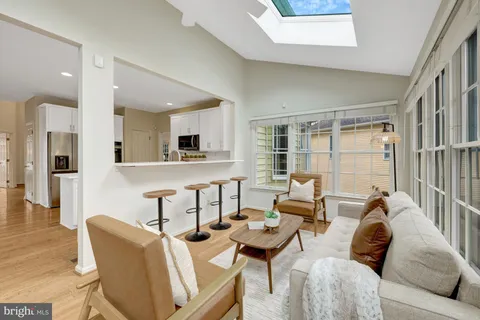 $1,400,000 | 1295 Gatesmeadow Way, Reston, VA 20194