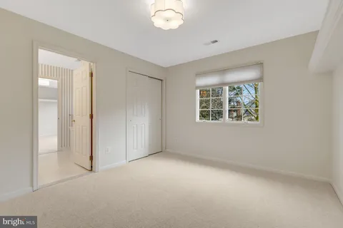 $1,400,000 | 1295 Gatesmeadow Way, Reston, VA 20194