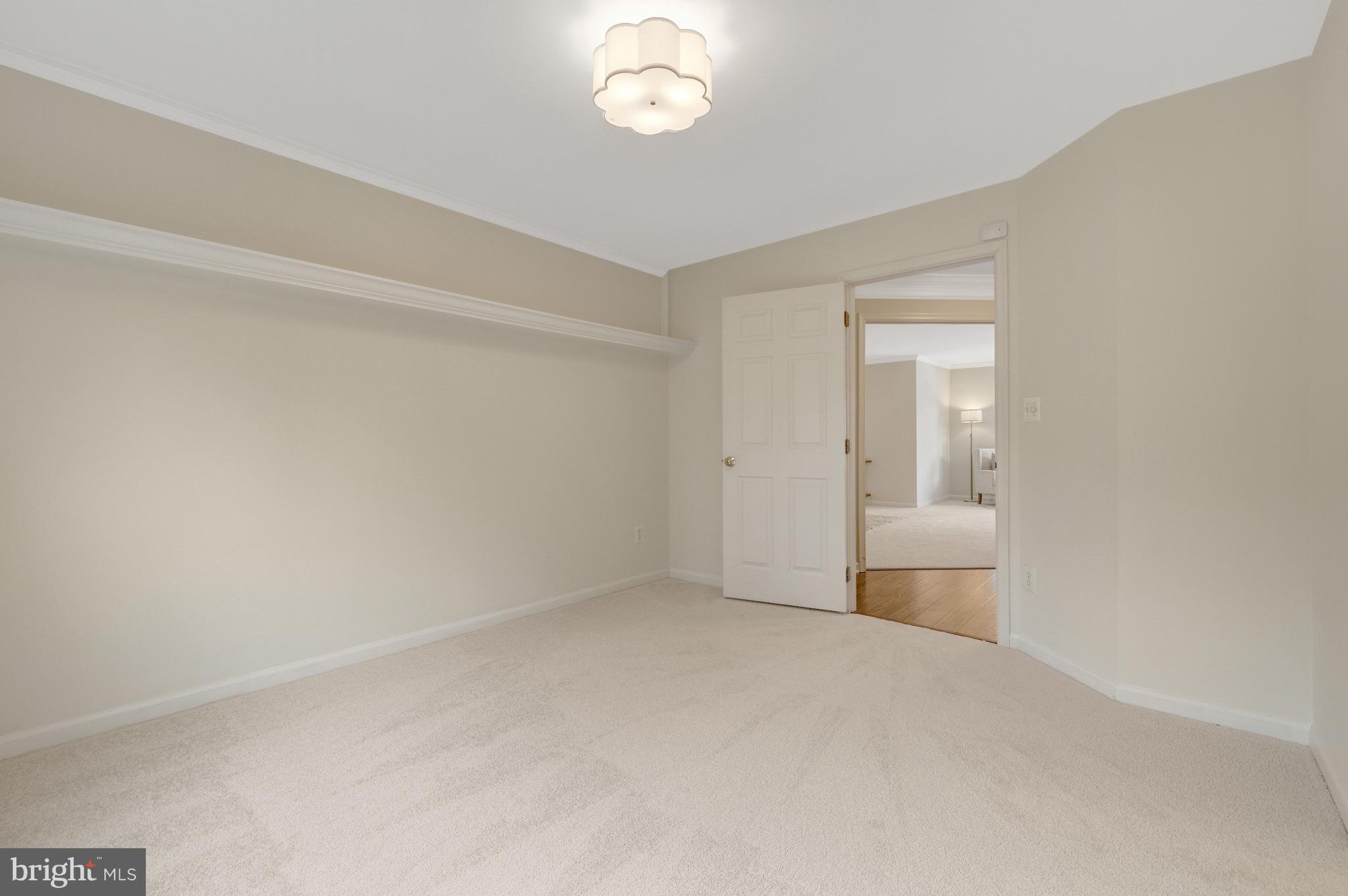 1295 Gatesmeadow Way Reston, VA 20194 - Photo 39 of 57 Gallery Image 39