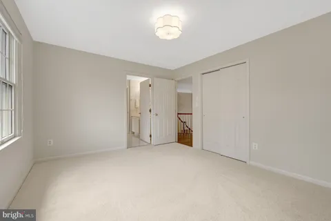 $1,400,000 | 1295 Gatesmeadow Way, Reston, VA 20194