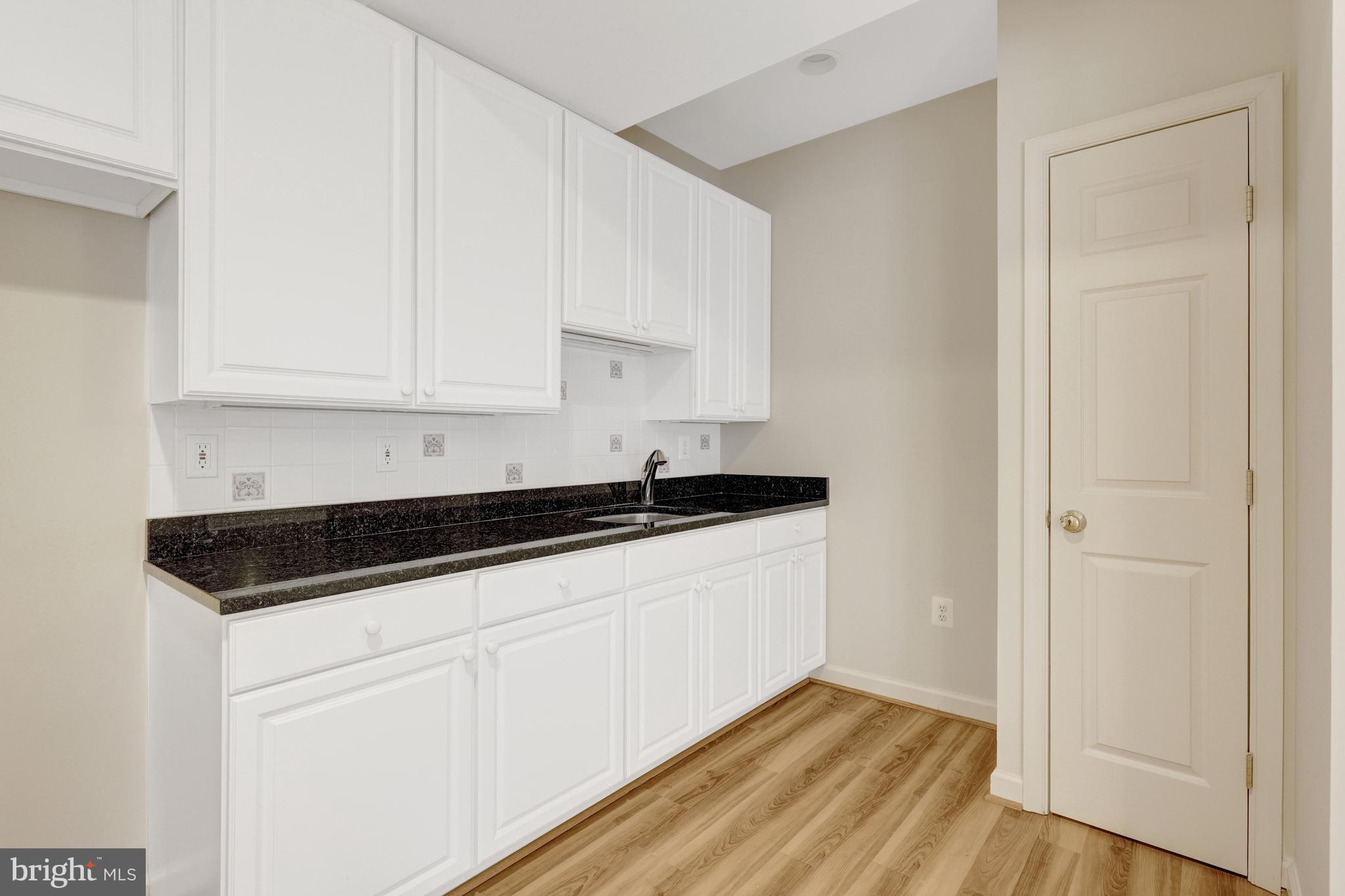 1295 Gatesmeadow Way Reston, VA 20194 - Photo 52 of 57 Gallery Image 52
