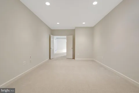 $1,400,000 | 1295 Gatesmeadow Way, Reston, VA 20194