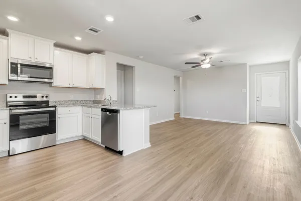 $1,805 | 10706 Gossypium Court, Richmond, TX 77469