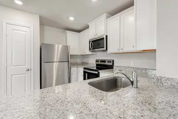 $1,805 | 10706 Gossypium Court, Richmond, TX 77469