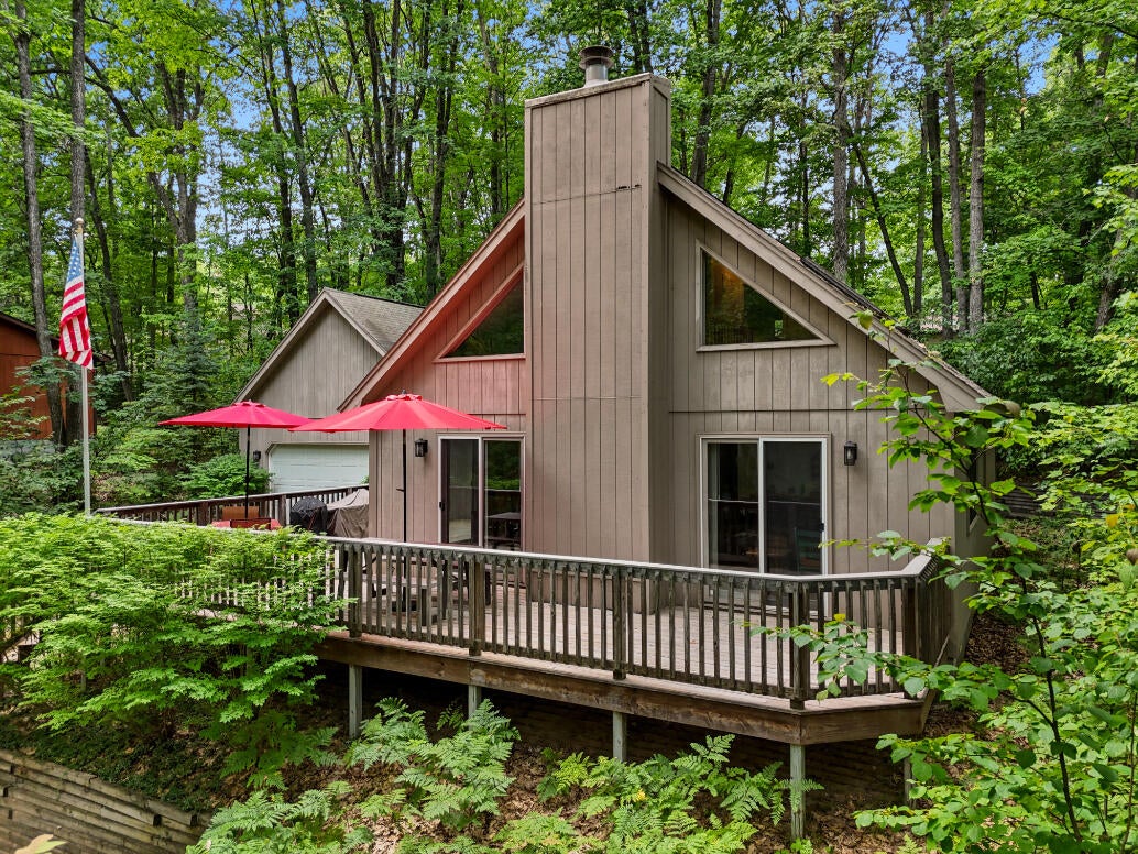 8857 High Road Roscommon, MI 48653 - Photo 35 of 50 Exterior
