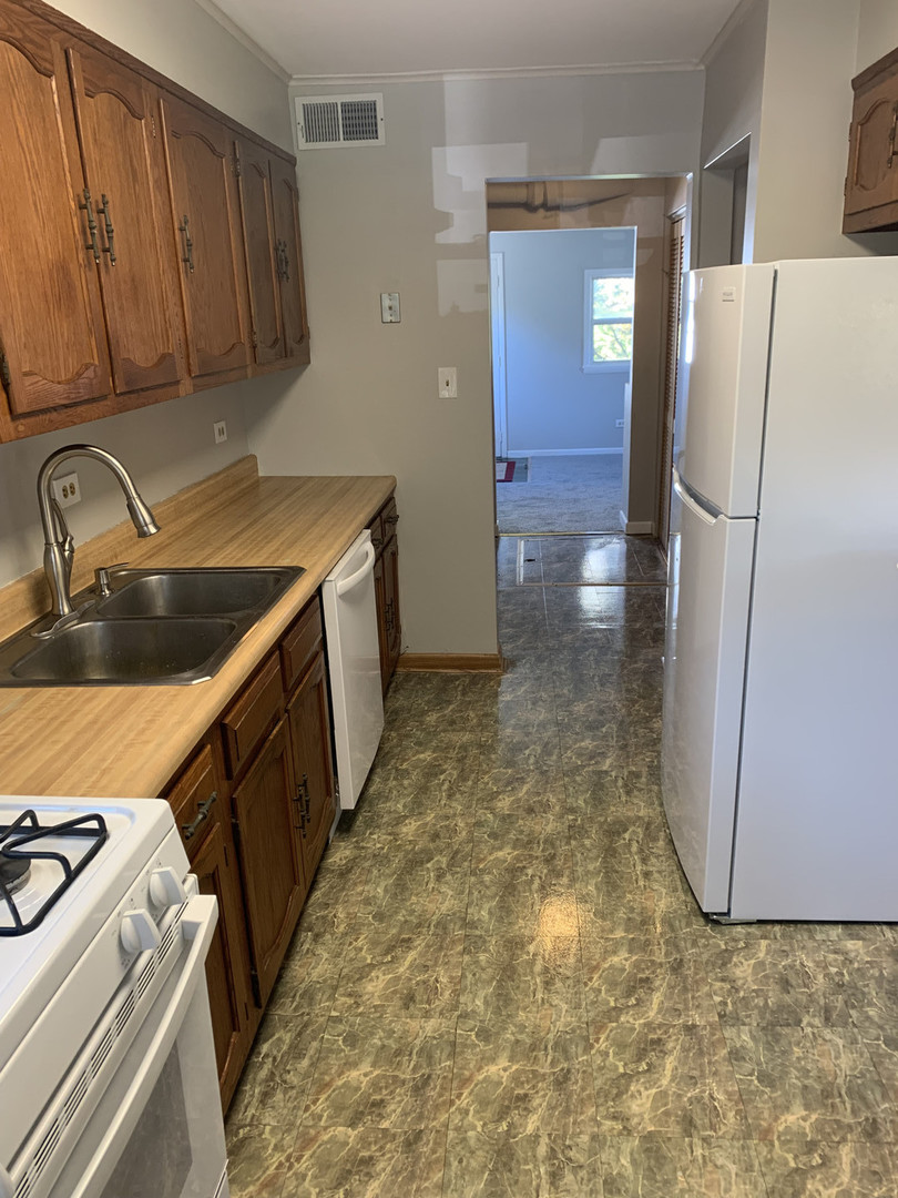 26-w314 Geneva Road Carol Stream, IL 60188 - Photo 13 of 37 Gallery Image 13