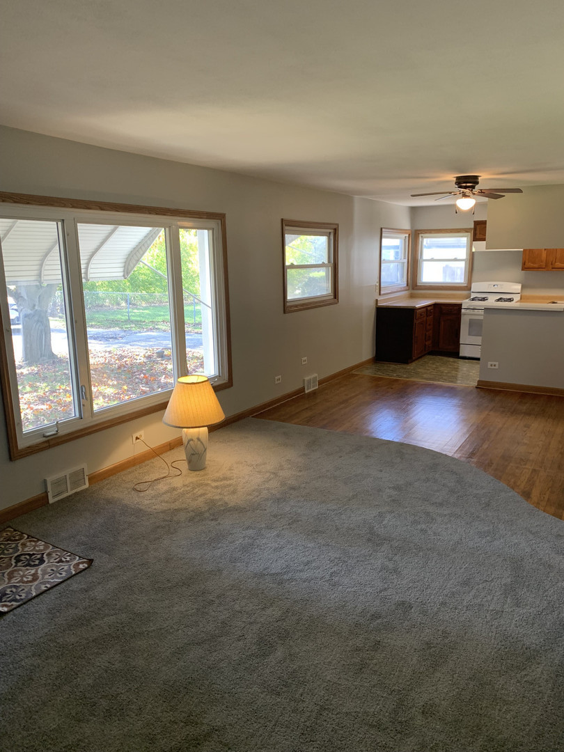 26-w314 Geneva Road Carol Stream, IL 60188 - Photo 5 of 37 Gallery Image 5