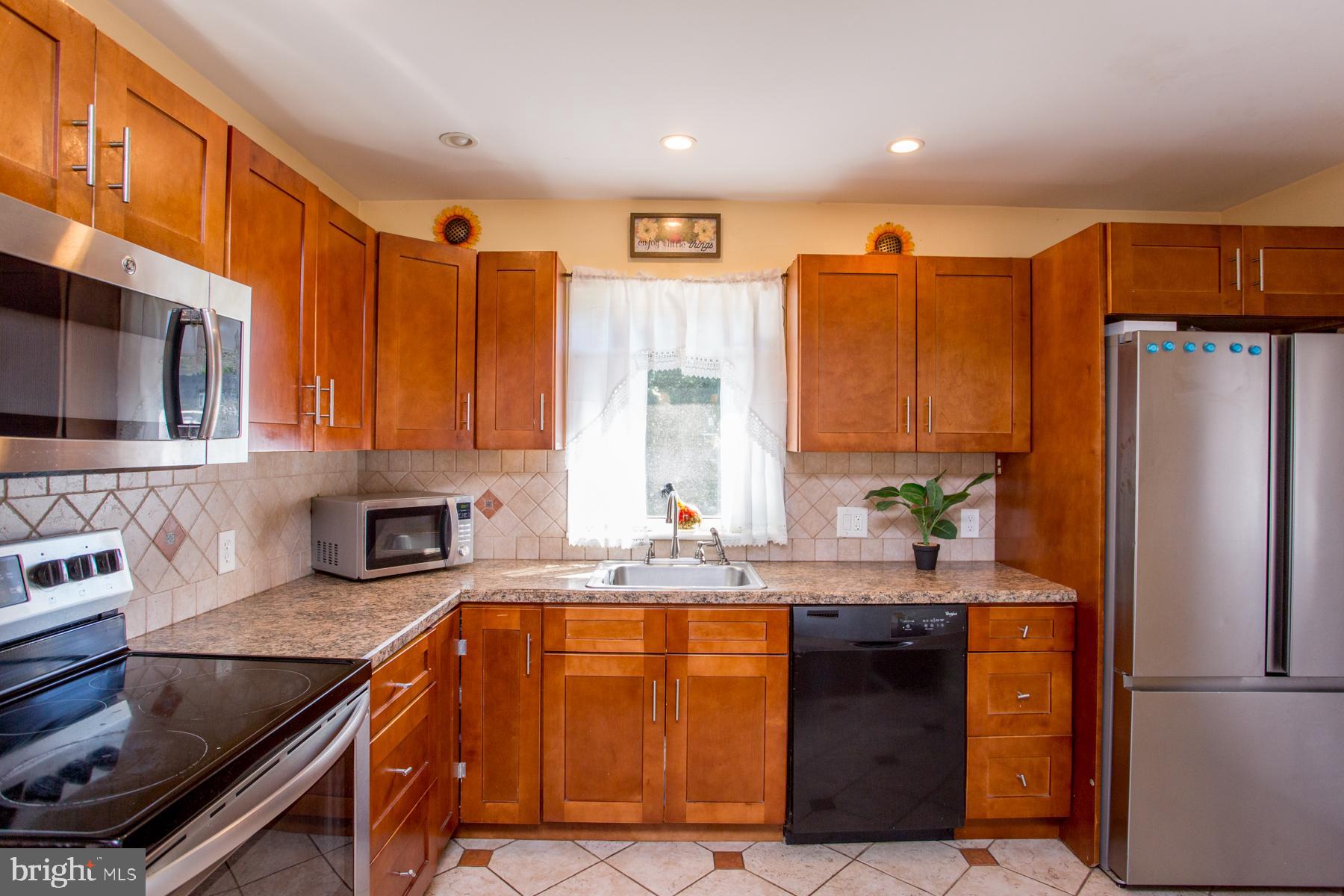 321 Cedar Avenue Croydon, PA 19021 - Photo 33 of 70