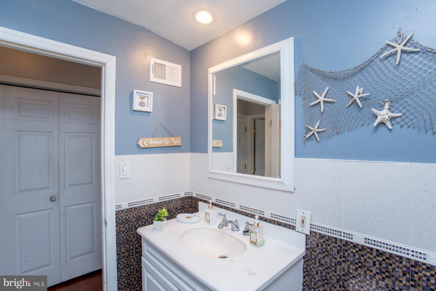 321 Cedar Avenue Croydon, PA 19021 - Photo 37 of 70