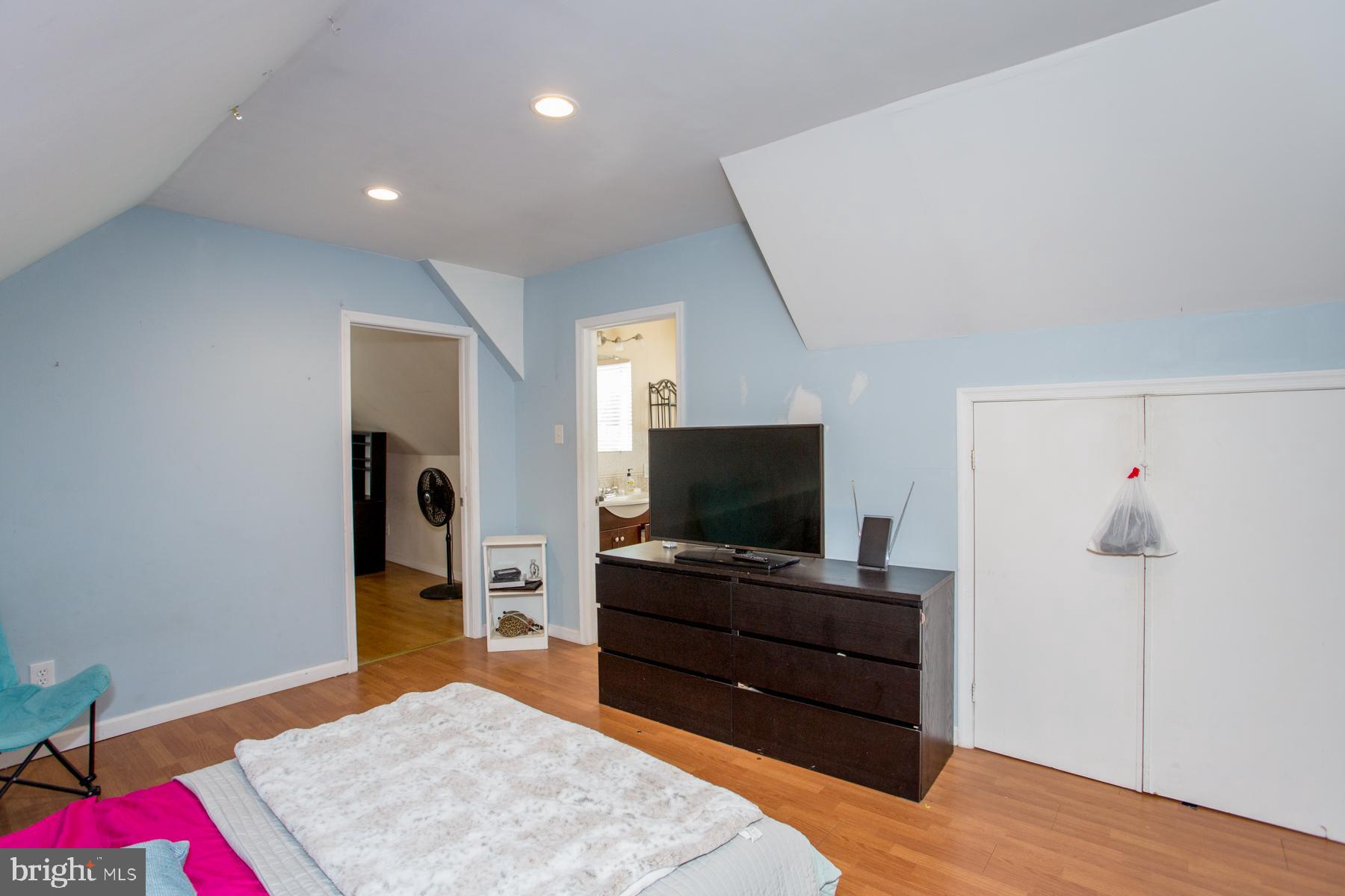 321 Cedar Avenue Croydon, PA 19021 - Photo 38 of 70