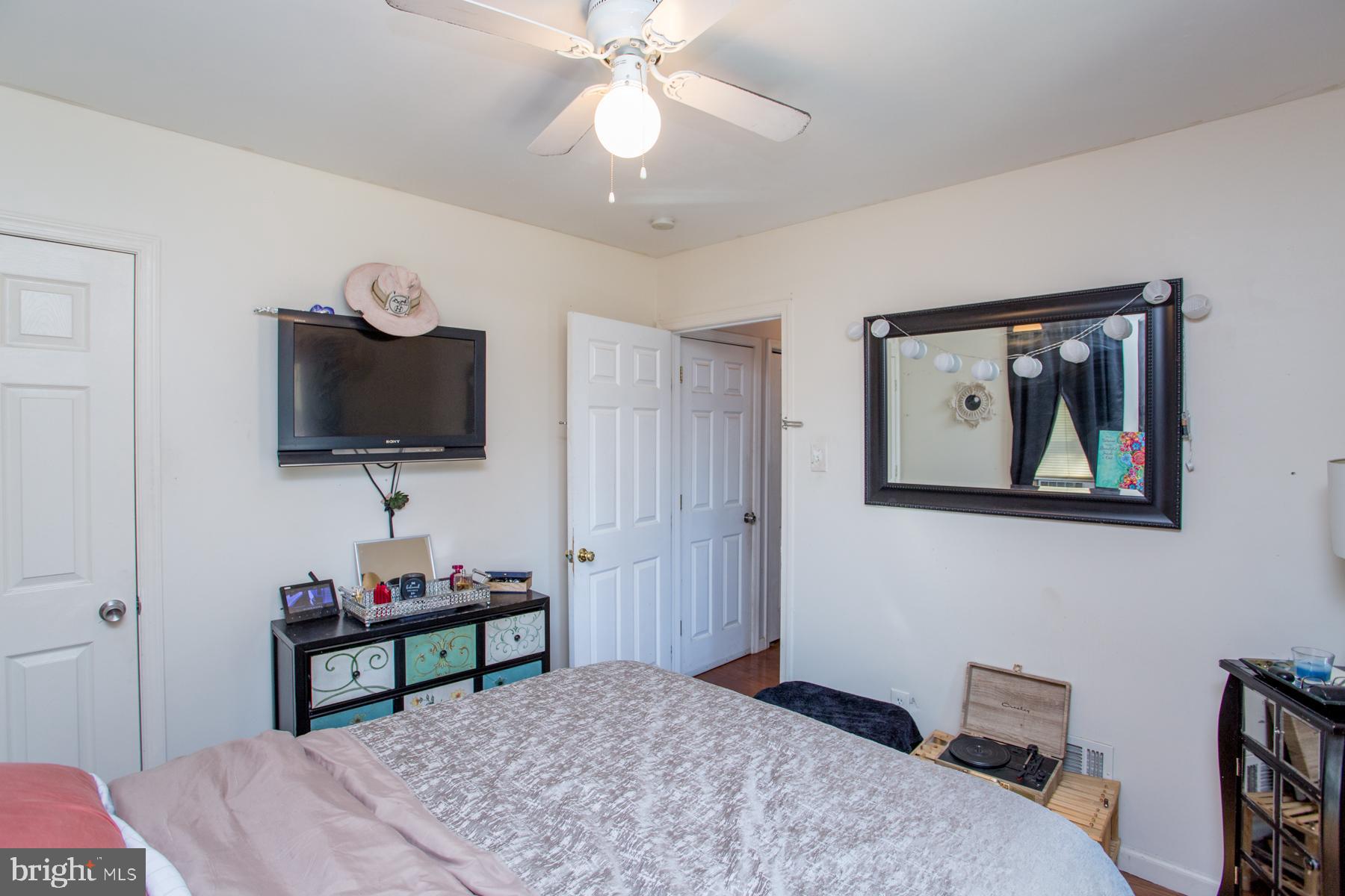 321 Cedar Avenue Croydon, PA 19021 - Photo 41 of 70