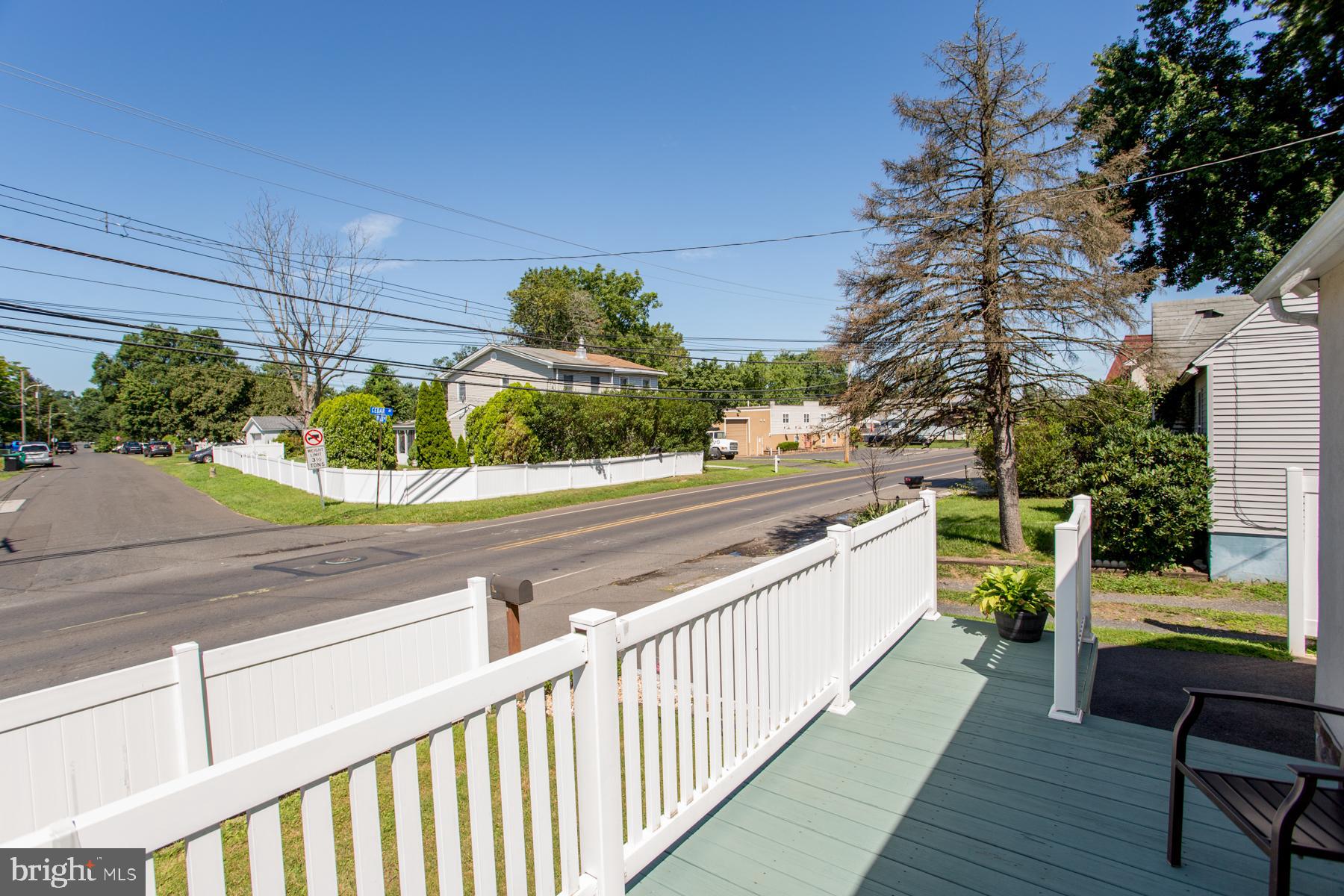 321 Cedar Avenue Croydon, PA 19021 - Photo 8 of 70