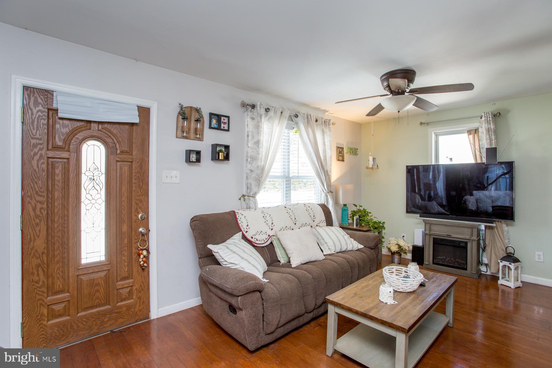 321 Cedar Avenue Croydon, PA 19021 - Photo 10 of 70