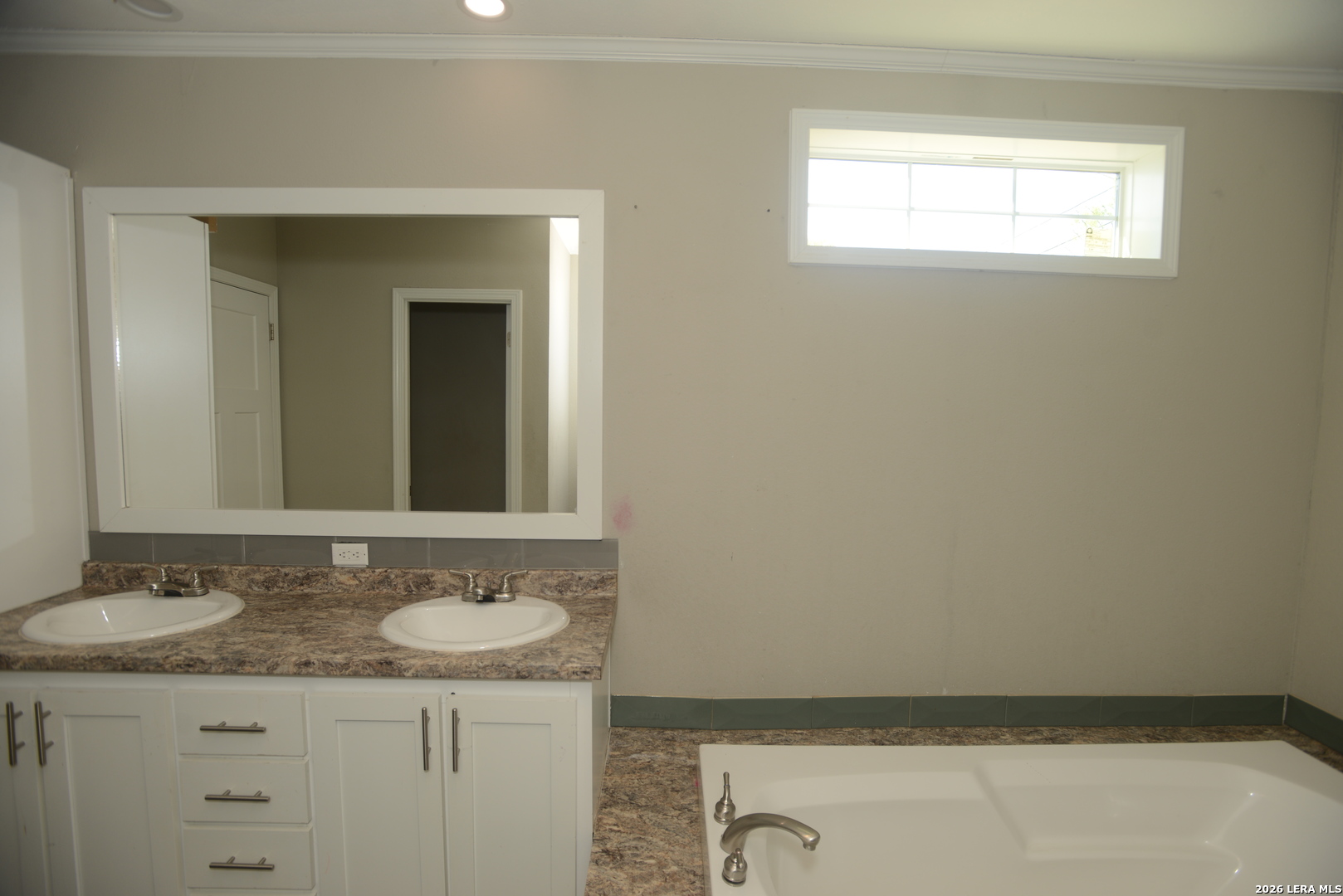 13598 Old Frio City Road Lytle, TX 78052 - Photo 16 of 31