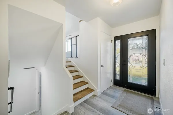 $3,300 | 29507 32nd Place South, Auburn, WA 98001