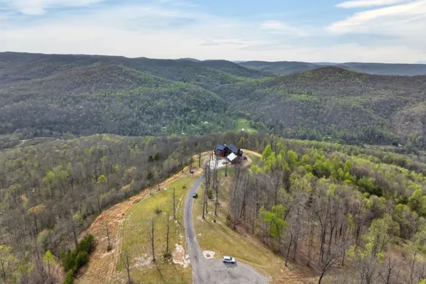$1,450,000 | 751 Bear Knob Lane, Crawford, TN 38554