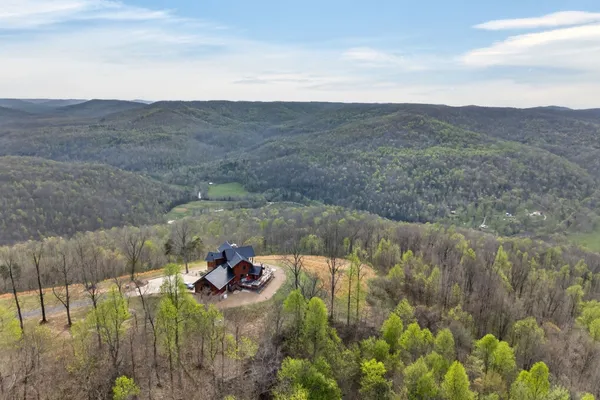 $1,450,000 | 751 Bear Knob Lane, Crawford, TN 38554