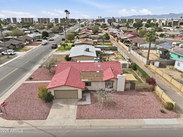 $399,999 | 242 East La Canada Boulevard, Goodyear, AZ 85338