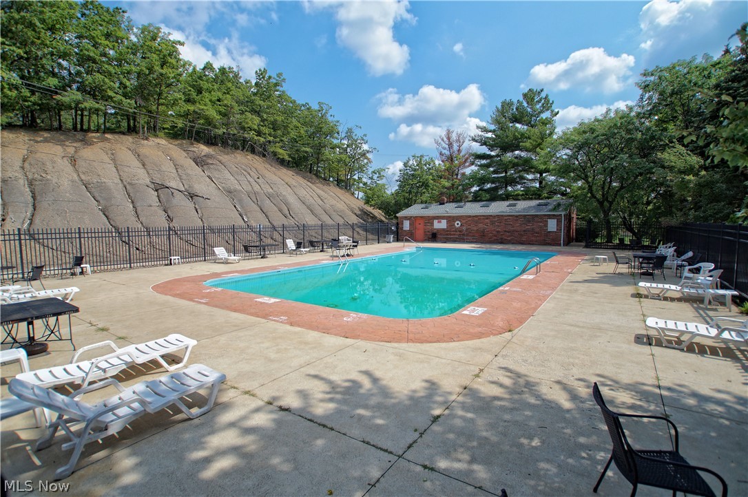 6468 State Road, Unit L9 Parma, OH 44134 - Photo 33 of 34