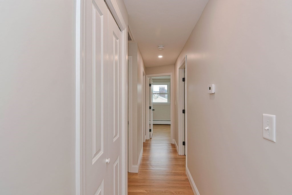 24 Woodcliff Road Holbrook, MA 02343 - Photo 11 of 25 Gallery Image 11