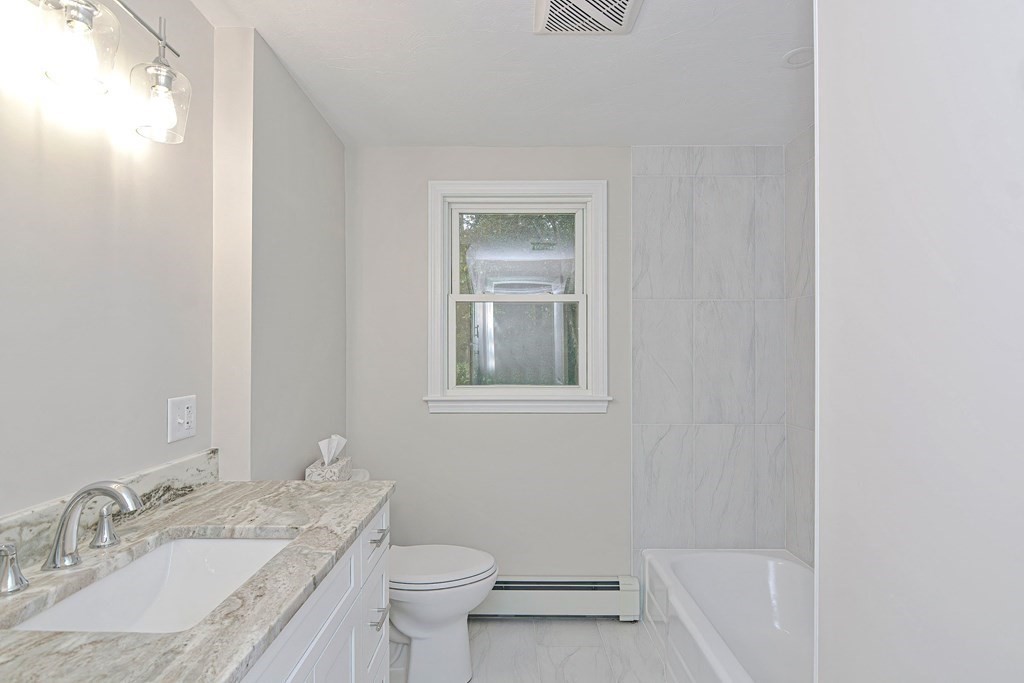 24 Woodcliff Road Holbrook, MA 02343 - Photo 16 of 25 Gallery Image 16