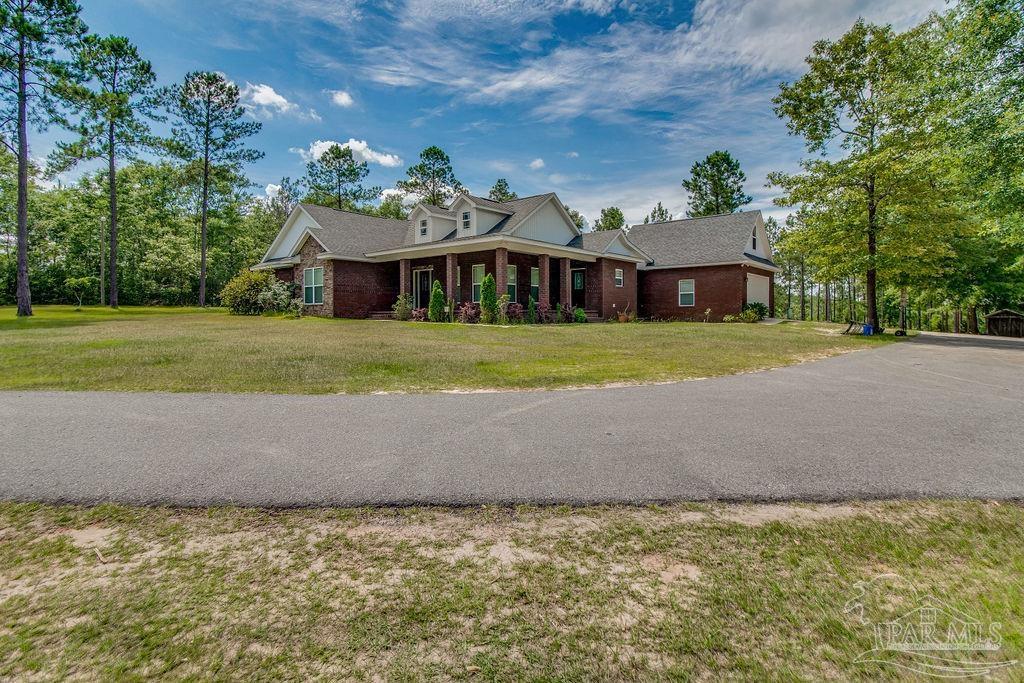 2148 Wallace Lake Road Milton, FL 32571 - Photo 1 of 37 Gallery Image 1