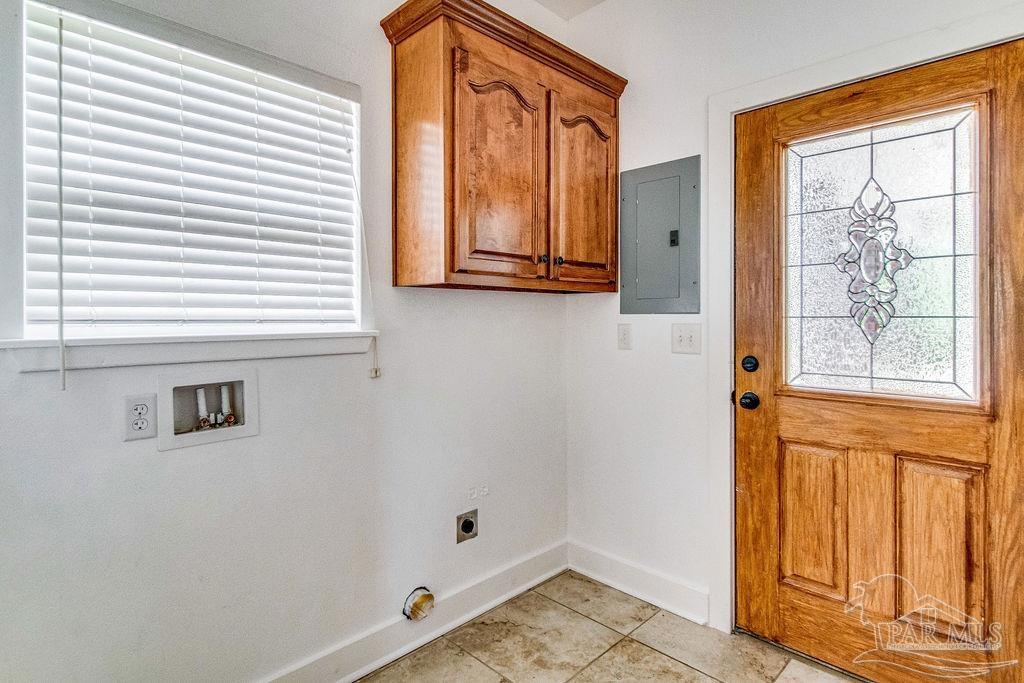 2148 Wallace Lake Road Milton, FL 32571 - Photo 17 of 37 Gallery Image 17