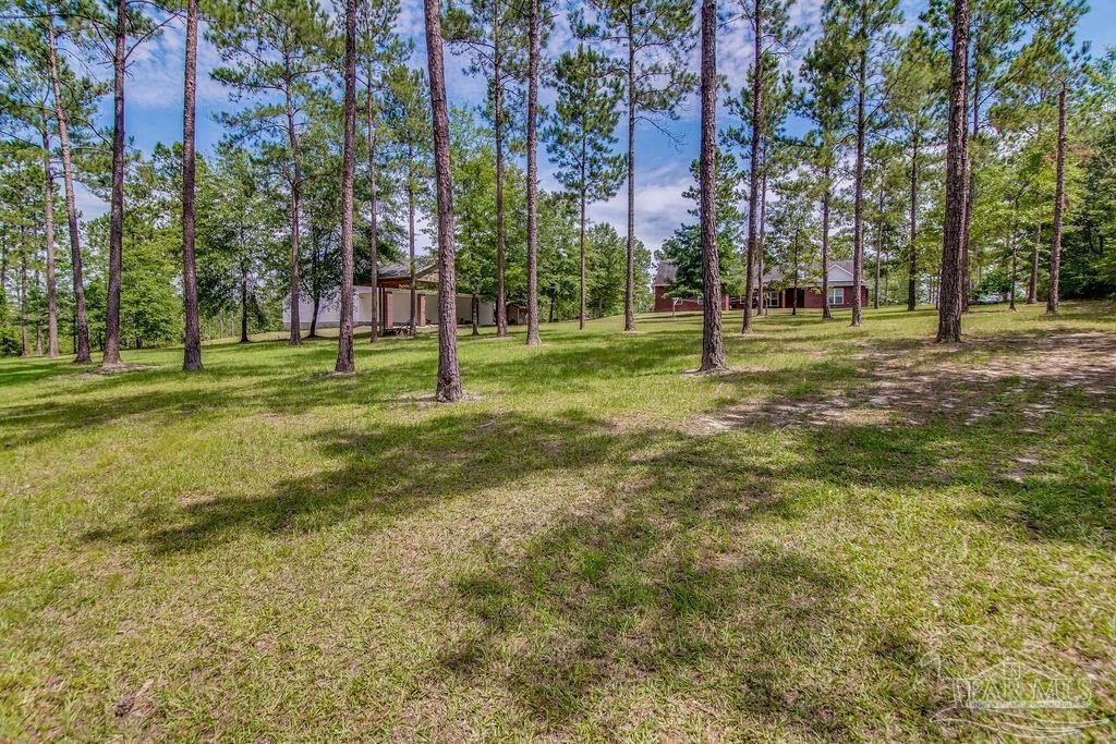 2148 Wallace Lake Road Milton, FL 32571 - Photo 26 of 37 Gallery Image 26
