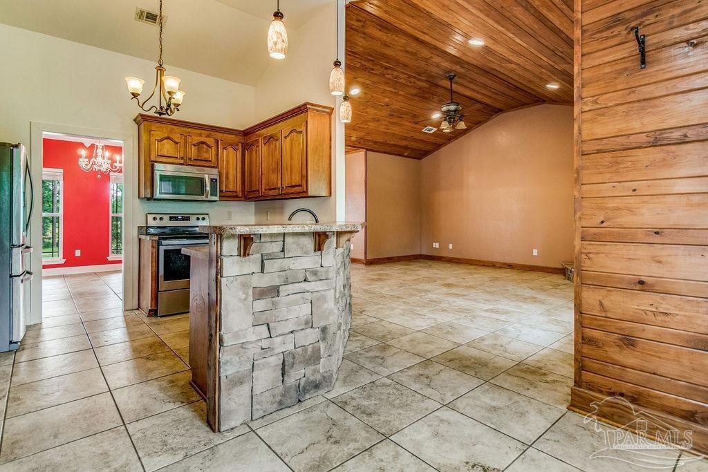 2148 Wallace Lake Road Milton, FL 32571 - Photo 8 of 37 Gallery Image 8