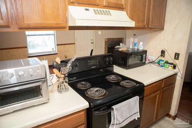 $119,900 | 9560 Sunnehanna Boulevard, Unit B203, Pensacola, FL 32514