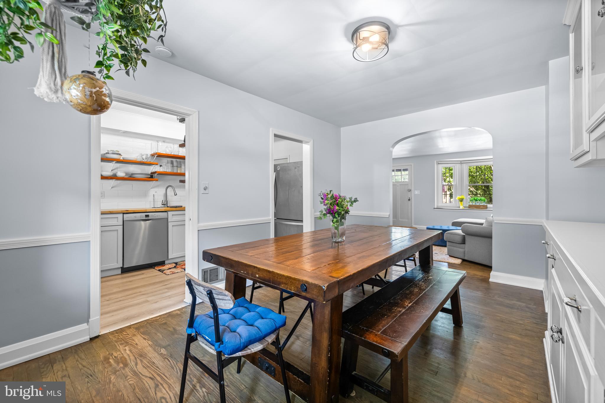 239 Stanmore Road Baltimore, MD 21212 - Photo 8 of 30 a view of a dining room with furniture and a potted plant