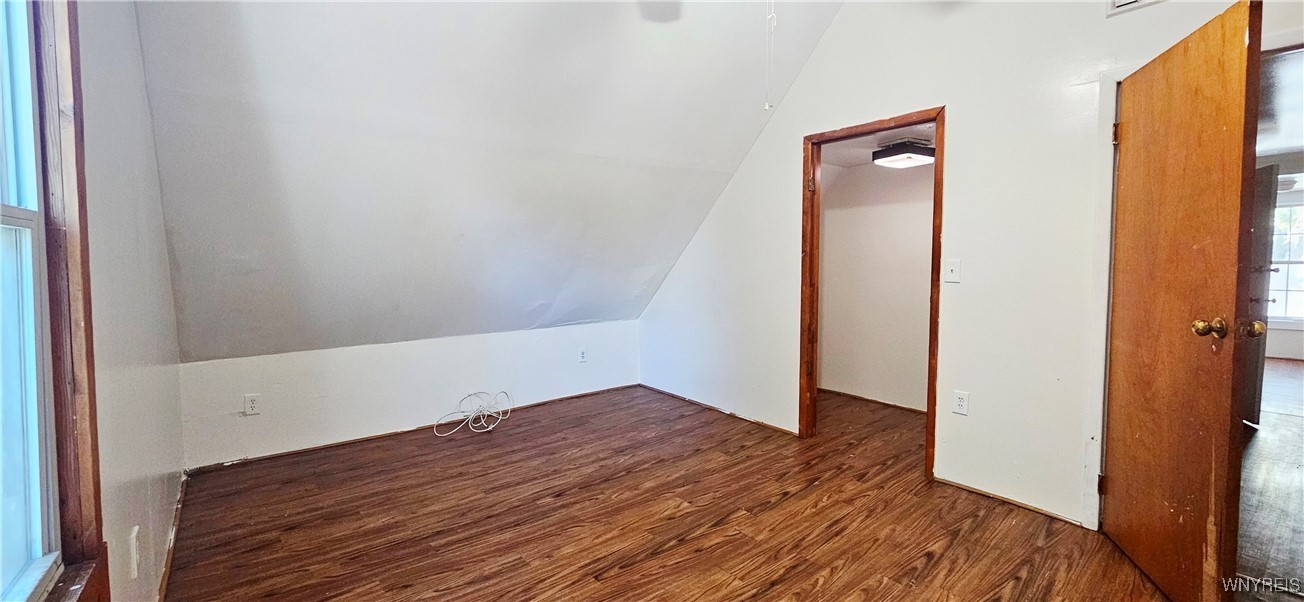 75 Edison Avenue Buffalo, NY 14215 - Photo 14 of 29